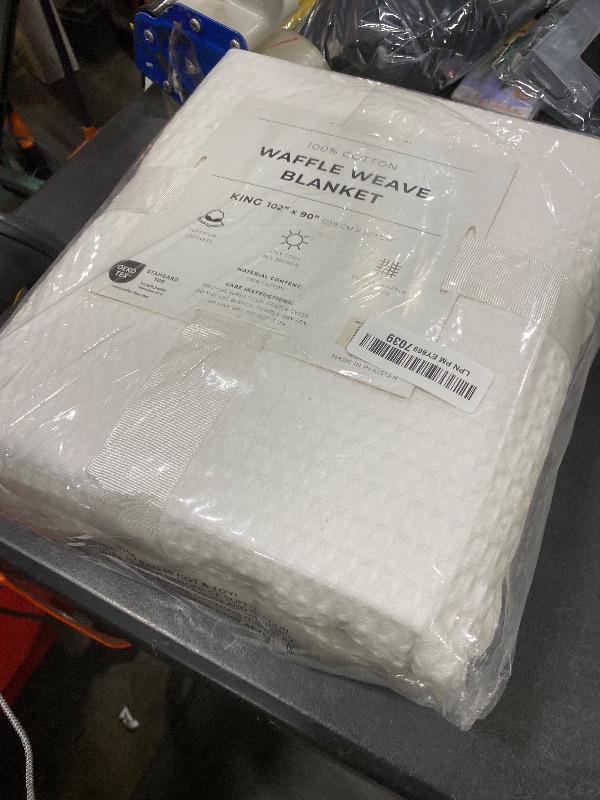 Photo 1 of 100% Cotton Blanket for King Size Bed - White Waffle Weave Lightweight Summer Bed Blanket - 102x90in Prewashed Breathable, Woven, Layering Blanket (King, White)