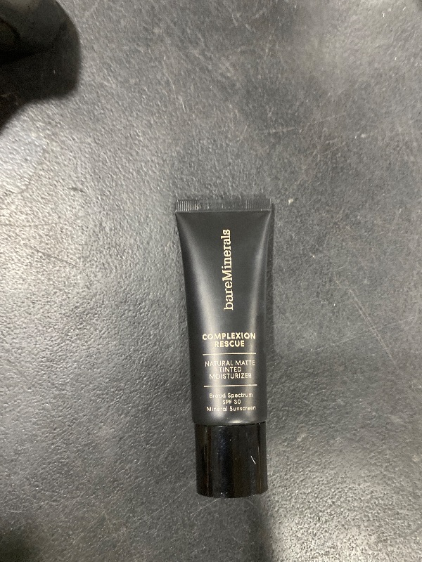 Photo 1 of Complexion Rescue Natural Matte Tinted Moisturizer, Vanilla 02