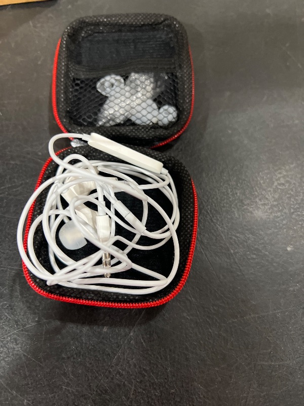 Photo 1 of Wired Earbuds Noise Canceling for Chromebook PC School, 3.5mm Headphones Ear Buds Wired with Mic Magnet Stereo Plug in Earphones Cord for Galaxy A25 A15 A12 A03s S10 Moto Switch Laptop Computer, White