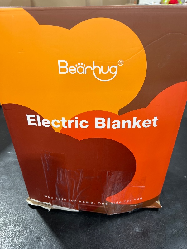 Photo 1 of Bearhug Electric Blanket King Size 100" x 90", Dual Controller Heated Blanket Beige, Velvet & Sherpa, 10-Heat Levels & 1-12H Auto Off, 5 Year Warranty, Over-Heat Protect, ETL, Machine Washable