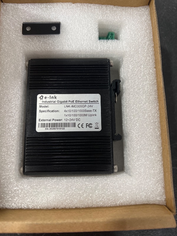 Photo 1 of StarRoute Industrial Passive 24V 5 Ports PoE Switch, 10/100/1000Mbps, Black, DIN Rail Mount, AUTO, 12-24V Input 24V Output