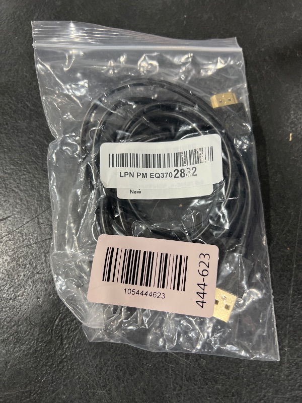 Photo 1 of Znoogrn USB to HDMI Cable, USB-A to HDMI Adapter for Monitor, Type-A Male to HDMI Male Adapter for TV/DVD Player/Projector/Monitor-6.6FT/2M (Black)
