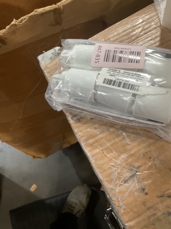 Photo 1 of [Must Bypass Ballast to Avoid Flick Smoke Burn] 6pcs E-Simpo 4Pin Conductive Gx24q to E26/E27 Lamp Base Adapter Short G24q to Medium Edison Light Socket Converter Replace CFL PL GX24Q Holder