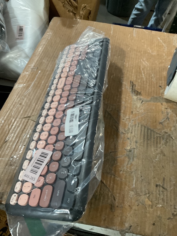 Photo 1 of ***MISSING PARTS***
HotFox Wireless Keyboard and Mouse Combo, Full-Size Retro Typewriter Keyboard with Round Keycaps, Ergonomic Design for Windows PC, Home and Office Use -Red