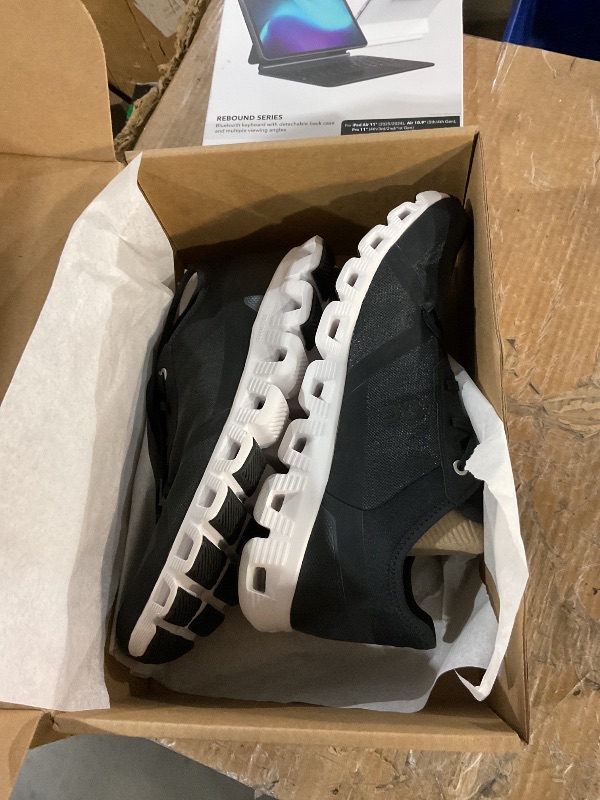 Photo 1 of (see all images) On-Women's Women's Cloud 5 Sneakers, Black/White, 10 Medium US