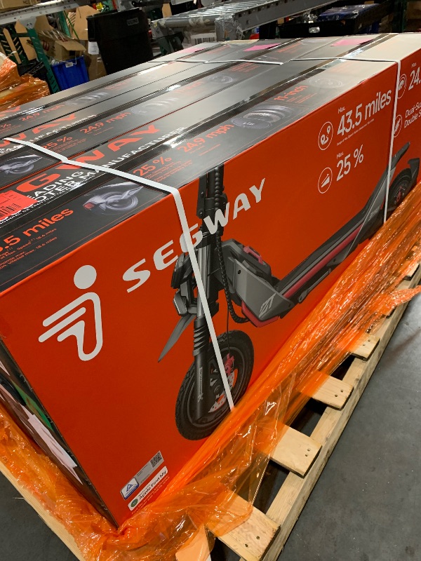 Photo 1 of ***FACTORY SEALED***Segway ZT3 Pro Electric Scooter, Up to 24.9 MPH, 43.5-Mile Range, Dual Suspension, Flash Charge, 1600W Peak Motor, Off-Road Scooter for Adults UL Certified (UL2272/2271)