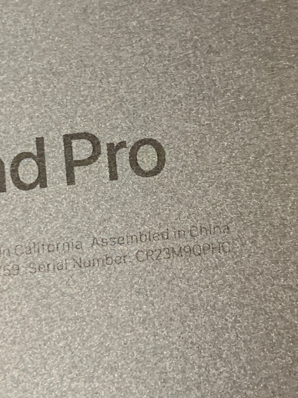 Photo 1 of ***(MINOR DAMAGE/SEE NOTES BEFORE BIDDING)***Apple 2022 iPad Pro, 11-inch, Wi-Fi, 256GB - Space Gray (Renewed Premium)