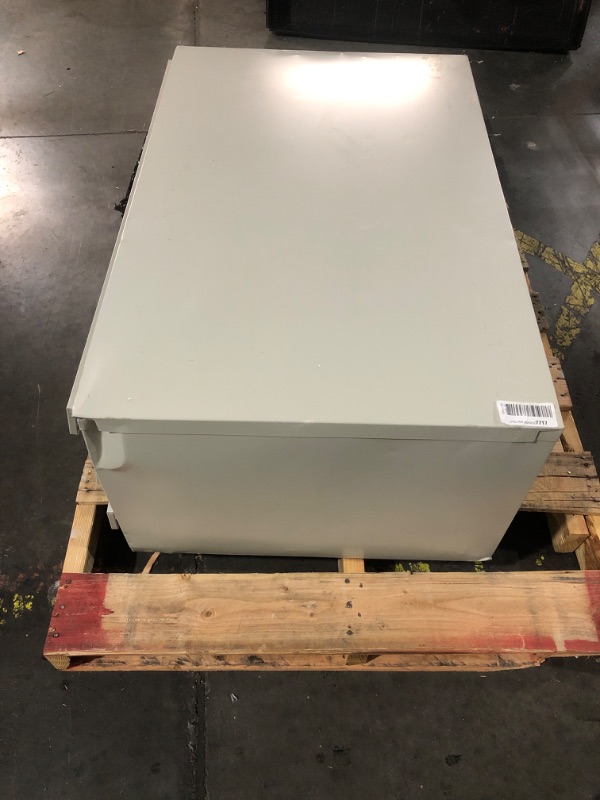 Photo 1 of *** MAJOR DAMAGE PART ONLY***Safco Products 4969LG Facil Steel Flat File, 5 Drawer Metal Cabinet, Small (Optional Base Sold Separately), Light Gray