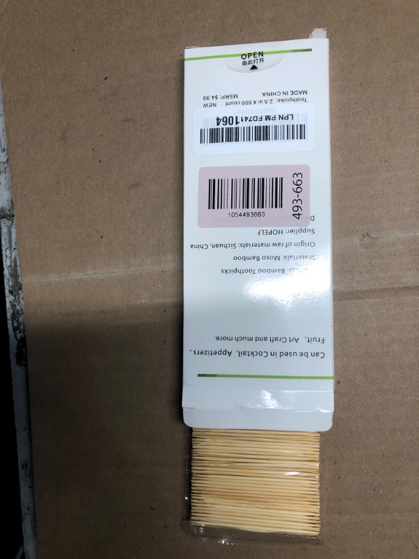 Photo 1 of ***FACTORY SEALED***600 Count Bamboo Toothpicks for Teeth Cleaning, Appetizer, Olive, Barbecue, Fruit, Double-Points Wooden Toothpick.