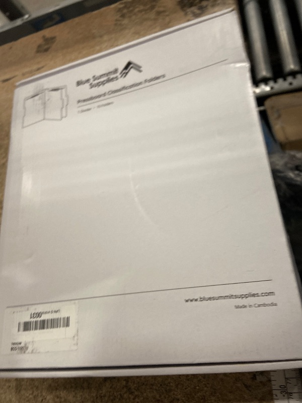 Photo 1 of 10 Blue Summit Supplies Classification Folders, 1-Divider, Letter Size, Yellow, with 2 Inch Tyvek Expansions, Durable 2 Prong Design for Organizing Standard Medical Files & Office Reports, 10 Pack