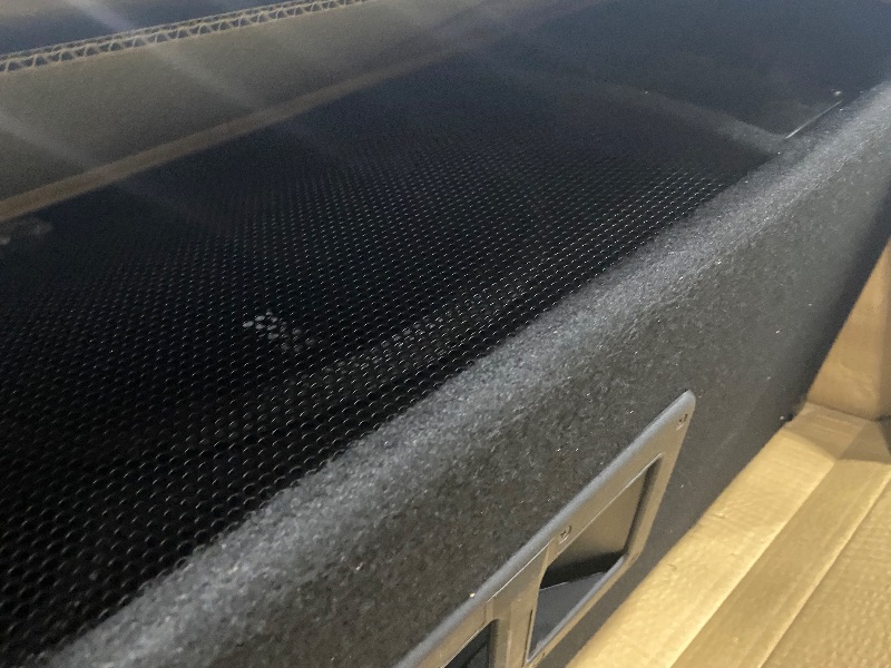 Photo 1 of *(missing amplifier) *Pyle Portable Cabinet PA Speaker System - 1600 Watt Outdoor Stereo Sound Speakers w/ Dual 12" Woofers, 3.4" Piezo Tweeters, 5"x12" Super Horn Midrange, Crossover Network