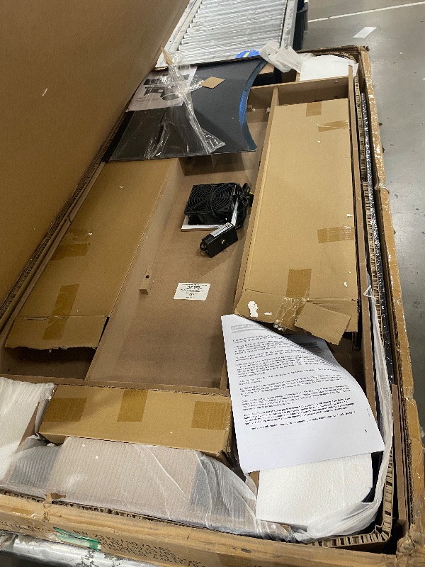 Photo 1 of **FOR PARTS ONLY**
Hathaway Face-Off 5-Foot Air Hockey Game Table for Family Game Rooms with Electronic Scoring, Free Pucks & Strikers