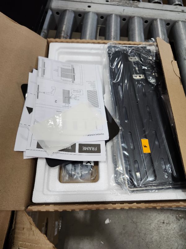 Photo 1 of ****************MISSING POWER CORD, THE ONECONNECT CORD, AND REMOTE*****************
Samsung 55-Inch Class The Frame LS03F 4K QLED Smart TV (2025 Model) Slim Fit Wall Mount, Modern Frame Design, NQ4 AI Gen2 Processor, Art Mode, Artful Picture Quality, Sam