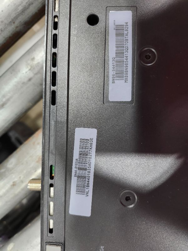 Photo 1 of ****************MISSING POWER CORD, THE ONECONNECT CORD, AND REMOTE*****************
Samsung 55-Inch Class The Frame LS03F 4K QLED Smart TV (2025 Model) Slim Fit Wall Mount, Modern Frame Design, NQ4 AI Gen2 Processor, Art Mode, Artful Picture Quality, Sam