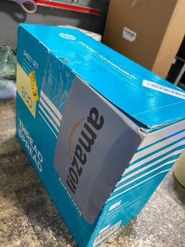 Photo 1 of **MISSING FLAT SHEET** THREAD SPREAD Pure 100% Egyptian Cotton Sheets Full Size - 800 Thread Count 4 PC Deep Pocket Full Size Sheets Set, Silky Soft Cooling Sateen Weave Luxury Hotel Sheets, Fits Mattress Upto 18" - White