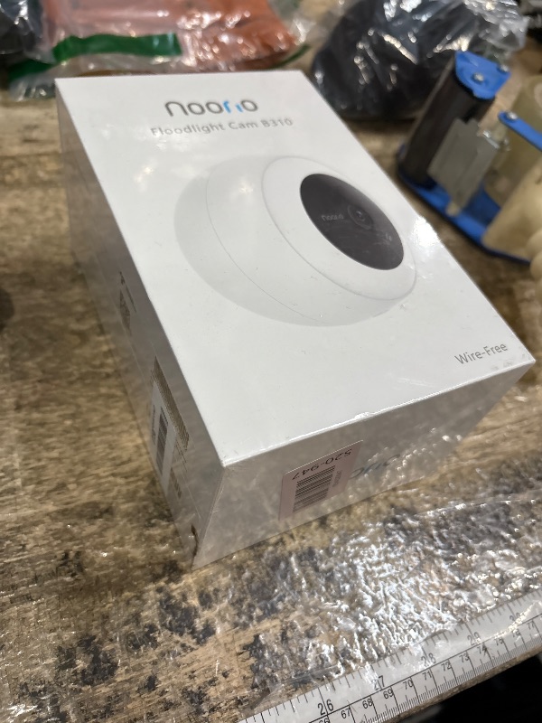 Photo 1 of **** SEE NOTES *** Noorio B310 Wireless Outdoor Security Camera with 600lm Spotlight, 12600mAh Battery-Powered Solar Camera with 16GB Free Local Storage, 2K Color Night Vision, 2.4GHz WiFi Only
