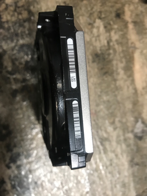 Photo 1 of ***(PARTS ONLY/ NON FUNCTIONAL)***
Western Digital 22TB WD Red Pro NAS Internal Hard Drive HDD - 7200 RPM, SATA 6 Gb/s, CMR, 512 MB Cache, 3.5" - WD221KFGX