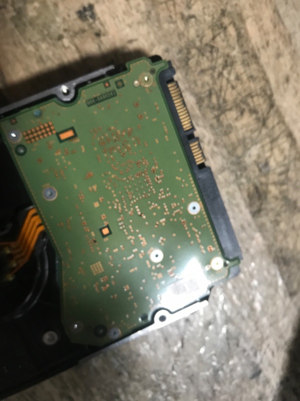 Photo 1 of ***(PARTS ONLY/ NON FUNCTIONAL)***
Western Digital 22TB WD Red Pro NAS Internal Hard Drive HDD - 7200 RPM, SATA 6 Gb/s, CMR, 512 MB Cache, 3.5" - WD221KFGX