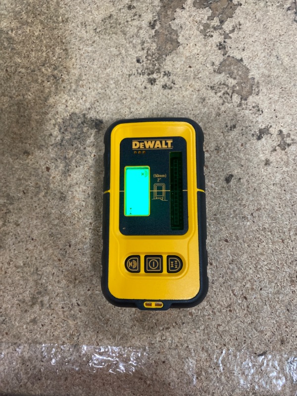 Photo 1 of **UNKNOWN DAMAGES/POSSIBLY FOR PARTS**  DEWALT DW0892G Laser Detector, Green