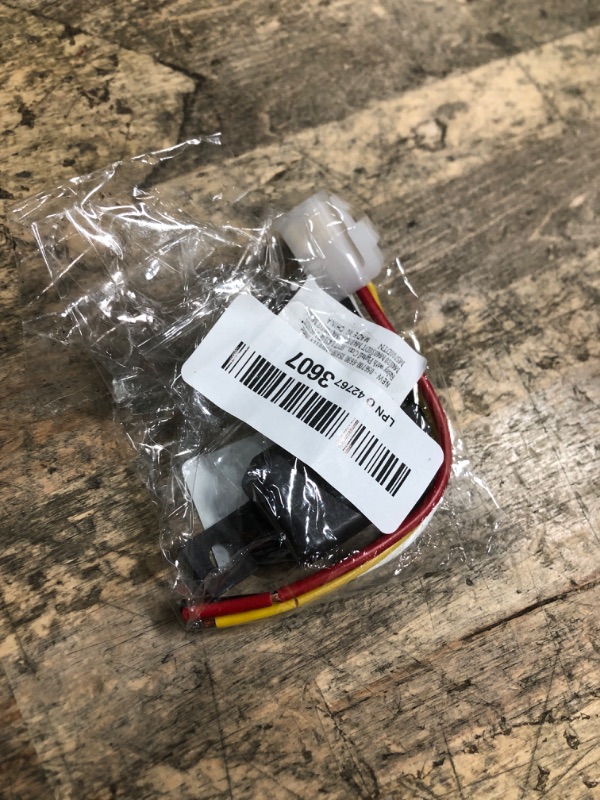 Photo 1 of 056700-6690 35800-75070 12V Starter Relay with Pigtail Connector Harness Compatible with Kubota Tractor B21 L2900DT L3010DT L4200DT L4310DT L4310F L4610DT M4030 M4030DT M4030SU M4700DT M5030 M5700DTN