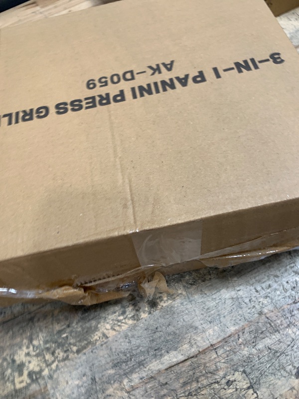 Photo 1 of **UNKNOWN DAMAGES**  Panini Press Grill, 1000W Sandwich Maker with Non-Stick Coated Plates, Opens 180 Degrees for Any Size of Food, 3-in-1 Sandwich Press Electric Grill, Stainless Steel Surface and Removable Drip Tray