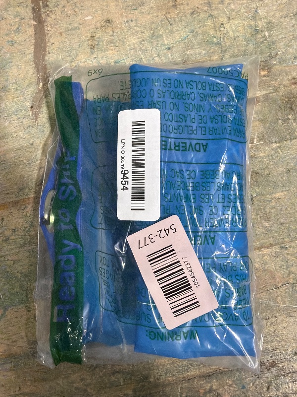 Photo 1 of 2L Water Container Bag for Sawyer Water Filter Straw, Collapsible Water Bottle Bladder Compatible with Membrane Solutions Water Filter Straw, and other Water Flow Purifiers with 28 mm Thread (2L)