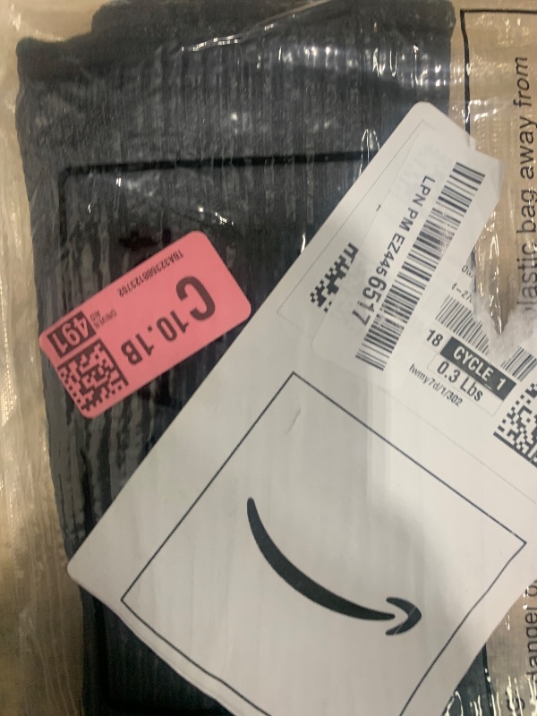 Photo 1 of 2 Pairs Cut Resistant Sleeve Arm Protection Sleeves Level 5 Protection Safety Protective Sleeves for Men Women (Black, 8.6 x 3.7 Inches)