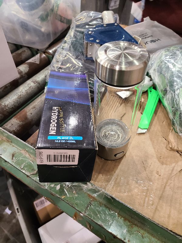 Photo 1 of 2025 Upgrade Hydrogen Water Bottle, Hydrogen Water Generator with Advanced SPE PEM Technology, 420ml(14OZ) Hydro Water Machine, Portable Water Ionizer for Office, Travel, Fitness & Everyday Hydration