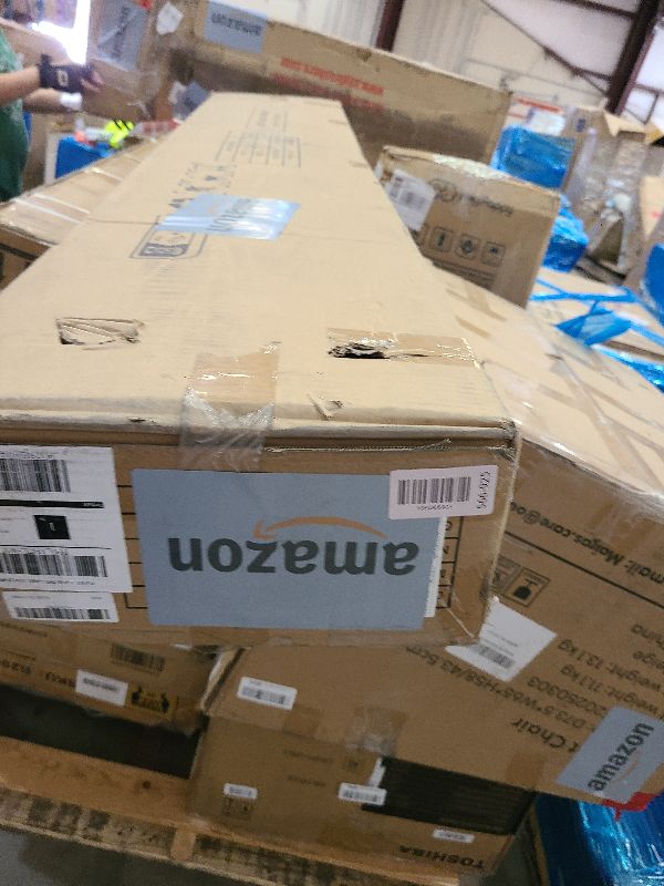 Photo 1 of 10FT Hanging Cantilever Umbrella, Offset Patio Umbrella Outdoor Sun Shade with Easy Tilt Adjustment, 8 Ribs, UV Protection for Backyard, Lawn, Garden and Pool