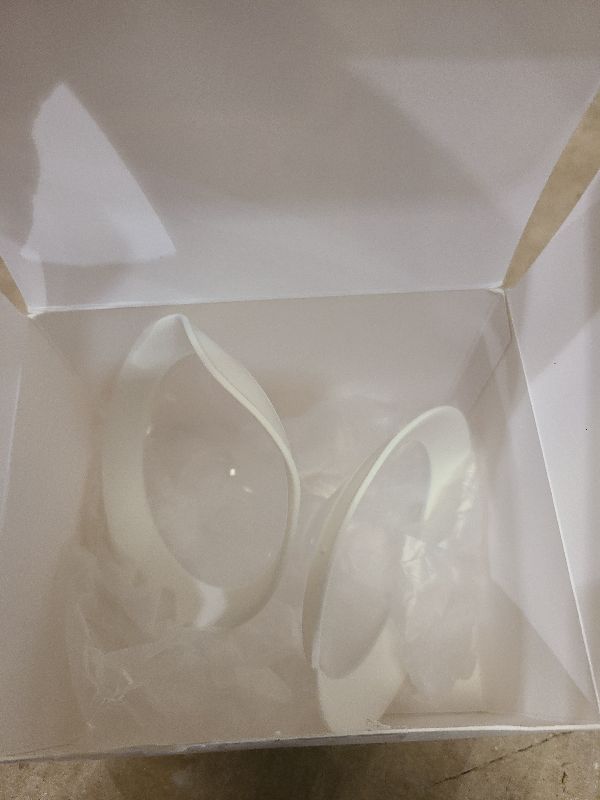 Photo 1 of 2pcs 18mm Soft Rim Flanges with 106 Degree Wider Opening Angle for Medela Breast Pump, PersonalFit, Freestyle, Maxflow, Freestyle Flex Swing Maxi Connector,Lansinoh Signature Pro