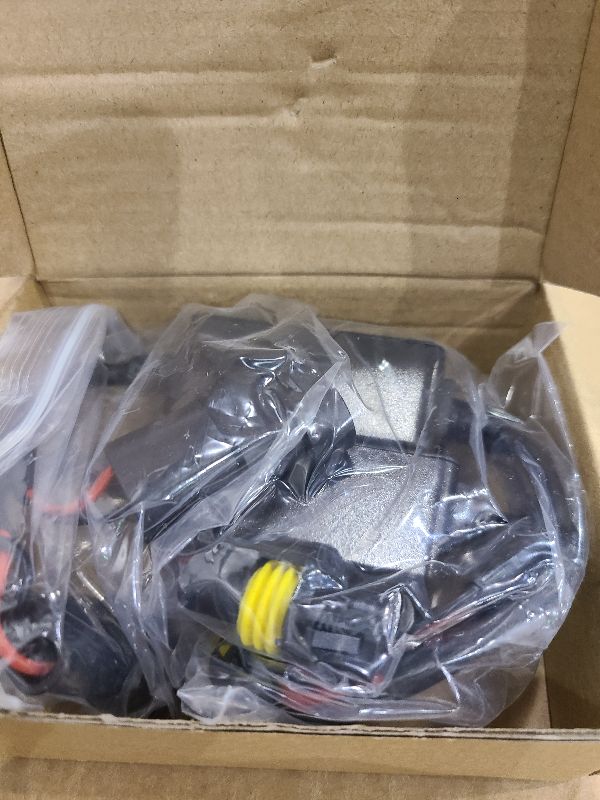 Photo 1 of 2 Pcs LED Canbus Error Free Anti Flickering Resistor Decoder, 9005/HB3/9006/HB4/9012 LED Decoder for LED Headlight Warning Canceller Capacitors Resistor