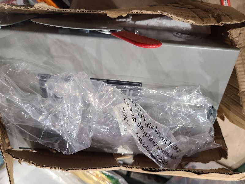 Photo 1 of 2P 60Amp 110/240V 2 Wire Fusible Heavy Duty Safety Switches?Ac Disconnect Switches Box?Quick Disconnect Safety Switch?Equipped with Fuses