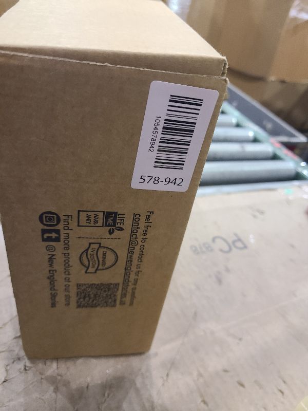 Photo 1 of 16.9 oz (500 ml) Coffee Syrup Dispenser Set- 4 Glass Bottles with Gold Pumper and Syrup Labels - Precise Dispensing and Stylish Addition to Coffee Shop, Cafe or Home Bar