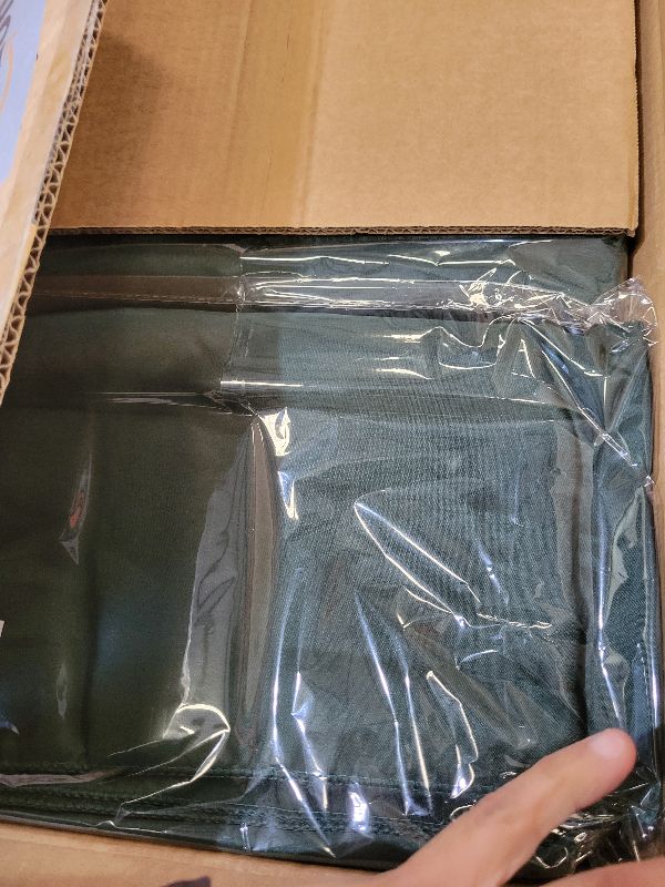 Photo 1 of 10 Pack Hunter Green Tablecloths for 6ft Rectangle Tables 60 x 102 Inch - Polyester Table Cover Stain and Wrinkle Resistant Washable Fabric Table Clothes for Wedding Party Banquet Reception Restaurant