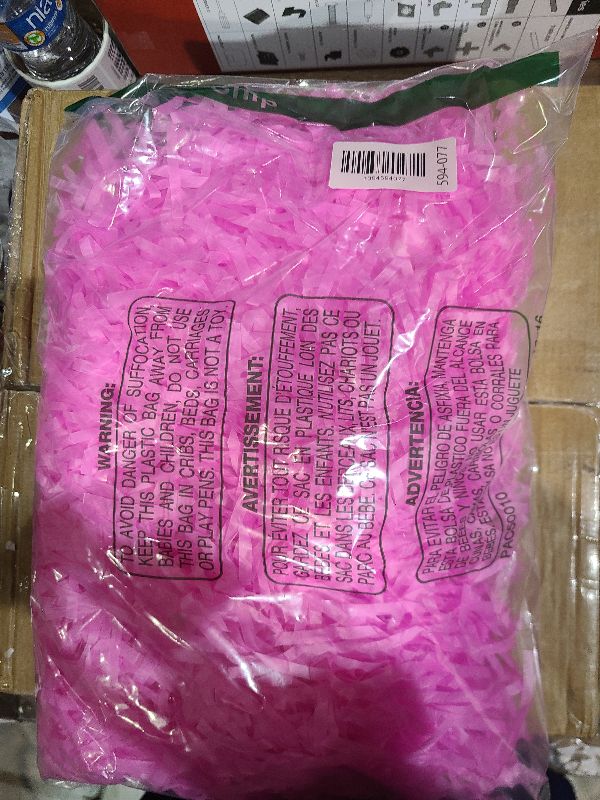 Photo 1 of 16PCS Cheerleading Pom Poms Metallic Foil Plastic Pom Poms with Baton Handle for Game Sports Squads Dancing Party Football Basketball Club Spirit Sports Stage Performance Celebration (Pink)