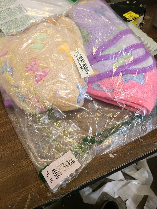 Photo 1 of 1 Pack 3 Blankets Super Soft Fluffy Cute Bone Pattern Pet Blanket Flannel Throw for Dog Puppy Cat Pink/Brown/Purple Small