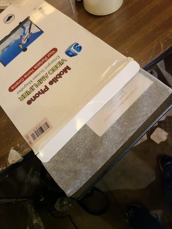 Photo 1 of 18" Screen Magnifier for Cell Phone, Mobile Phone 3D HD Magnifying Projector Screen Enlarger for Movies, Videos and Gaming, Foldable Phone Stand with Screen Amplifier,Compatible with All Phones