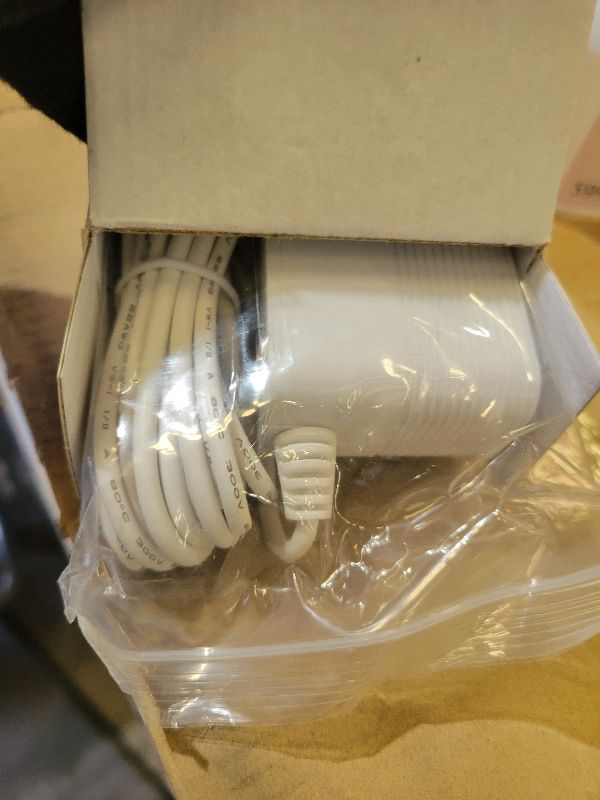 Photo 1 of 18V AC/DC Adapter for Hunter Douglas Power Adapter PowerView 2002000036 2989048000 Amigo 7806000000 Female Connector: 2.1mm x 5.5mm Jack 10FT