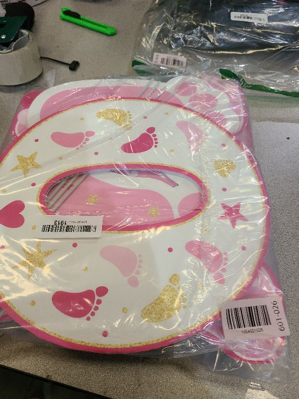 Photo 1 of 13 Pcs Baby Shower Yard Sign 'welcome Baby' Yard Signs with Stakes, 15 Inch Tall Girl boy Lawn Sign Gender Reveal Outdoor Decoration Welcome Home Newborn Announcement for Party Decorations(Pink)