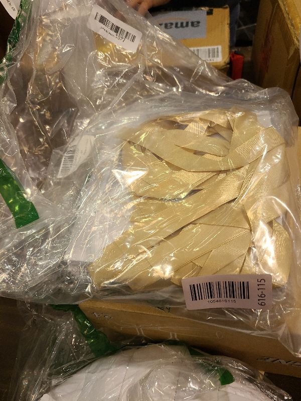 Photo 1 of 10 Pcs Gift Bag for Presents, Paper Bags with Golden Bow Ribbon, Present Gifts Medium, Medium 18 * 16cm Birthday,Weddings,Festival Celebration