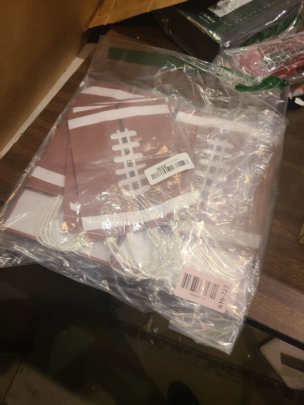 Photo 1 of 16 PCS Football Party Bags