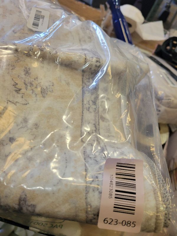 Photo 1 of 4x4 Round Bedroom Rug Washable: Round Boho Rug Stain Resistant Non Slip Low Pile Small Carpet for Bedroom Kitchen Entryway Living Room Bedside Office Dorm Kids Room Entrance