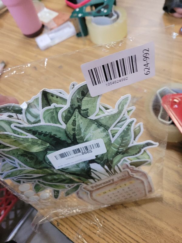 Photo 1 of 2026 Small Desktop Calendar, Plant Theme Classroom Calendar, Mini Creative Green Plant Bonsai Shaped Calendar, Suitable for Home Office and School