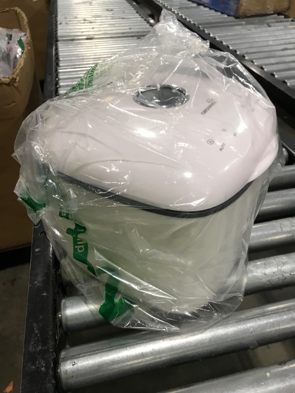 Photo 1 of UV Light Sanitizer UV Sterilizer Box UV-C Clean Sterilizer and Dryer for Baby Bottle/CPAP/Toys/Clothes/Toothbrush/Beauty Tools/Tableware/Phone