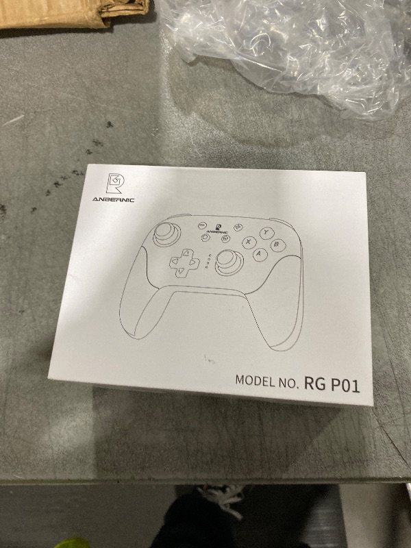 Photo 1 of Doriteney RG P01 Wireless Gaming Controller Compatible with Switch Game Controllers RG P01 2.4G Controller Gamepad for Bluetooth/PC/Steam/iOS/Android/Switch Hall Effect RGB Lights