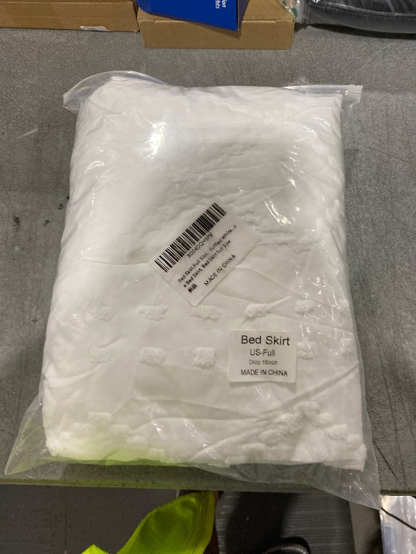Photo 1 of Bed Skirt Full Size?Ruffled White Bed Skirt with Split Corners?Full Bed Skirt 16 Inch Drop, Boho Tufted Shabby Chic Full Size Bed Skirt, Bed Skirt Full Size