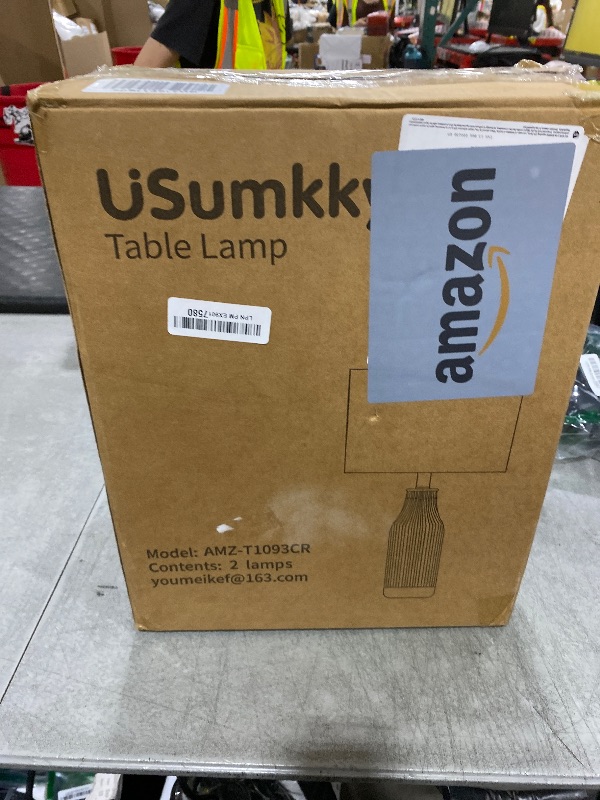 Photo 1 of USumkky 23.75 inches Modern Ceramic Table Lamp Set of 2 for Living Room, Farmhouse Bedside Nightstand Lamp for Bedroom Home Office Dorm