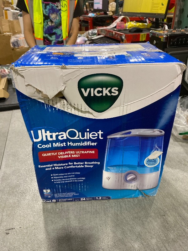 Photo 1 of Vicks Ultrasonic Humidifier Cool Mist Humidifier to Help Relieve Cold and Flu Symptoms