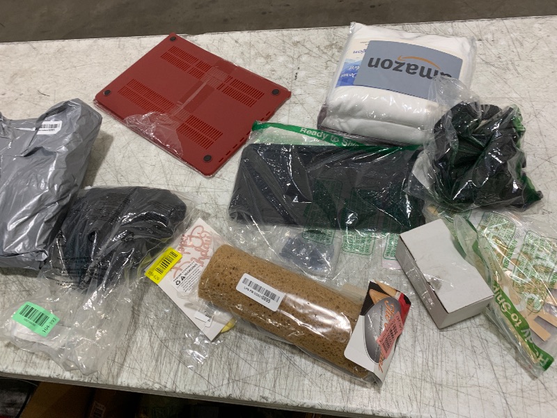 Photo 1 of Nellis Variety Box: Small (Include Category if sorted)
