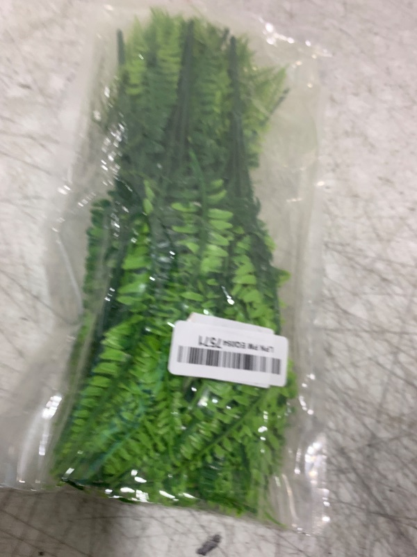 Photo 1 of MAQIHAN 10PCS Fake Fern Outdoors - Ferns Artificial Plants for Outdoor Ferns That Look Real Boston Faux Fern Stems Indoor Nearly Natural UV Resistant Outdoor Plants Artificial for Porch Greenery Decor